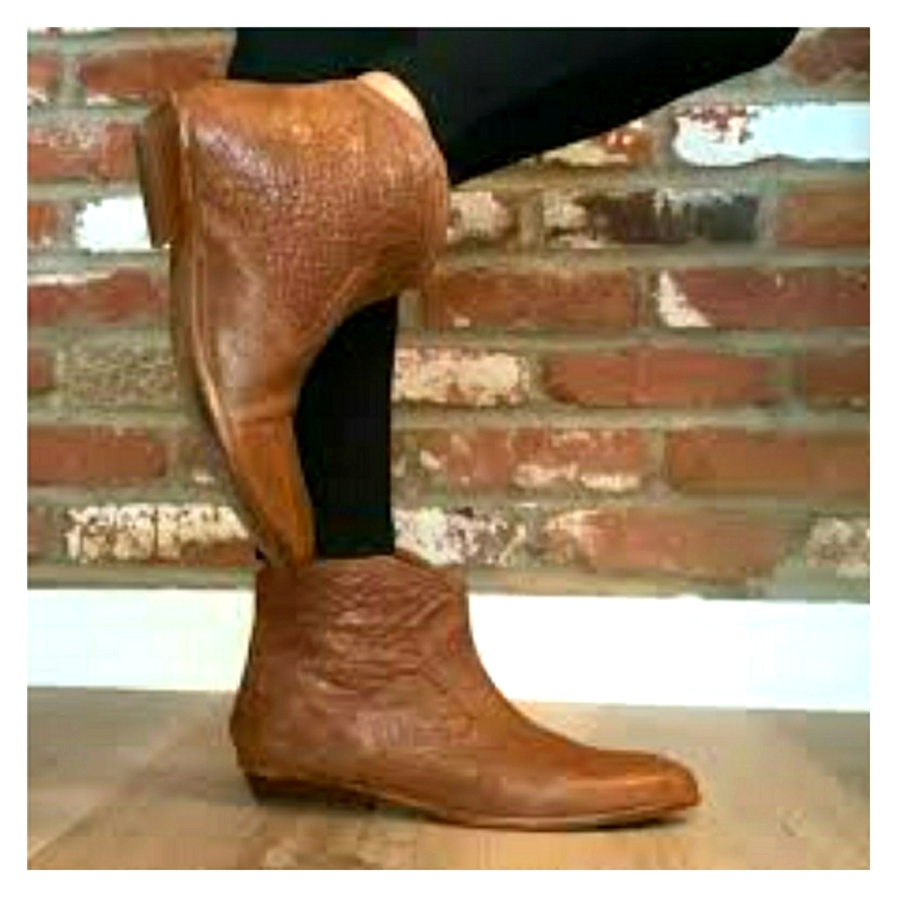 Zara Women's Cowgirl leather Ankle  Booties  Size  8